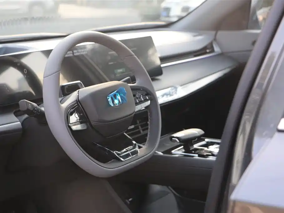 CHANGAN RUICHENG PLUS