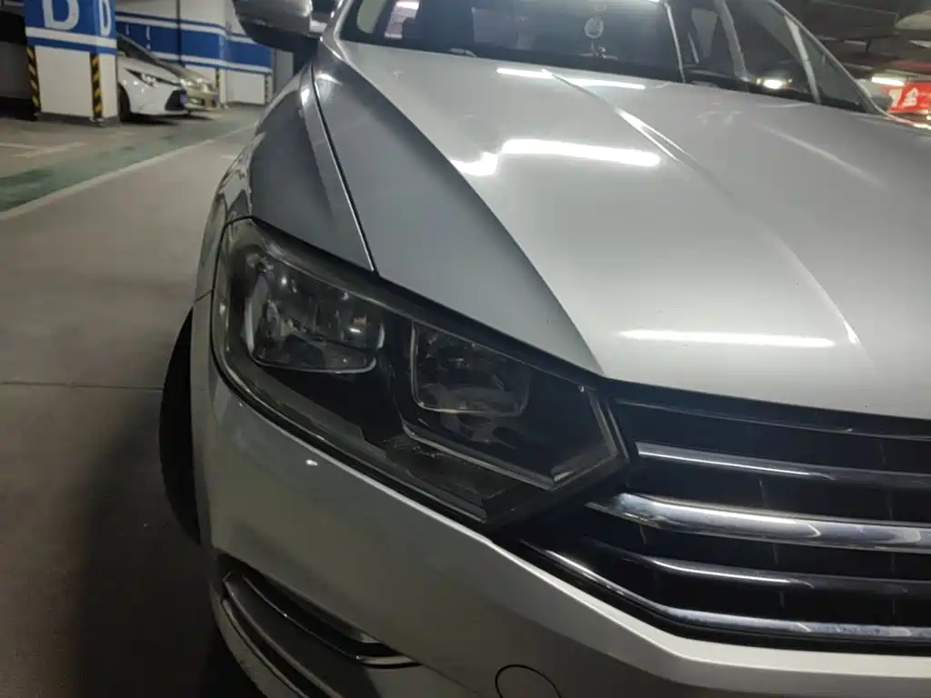 Volkswagen Bora — миниатюра 8