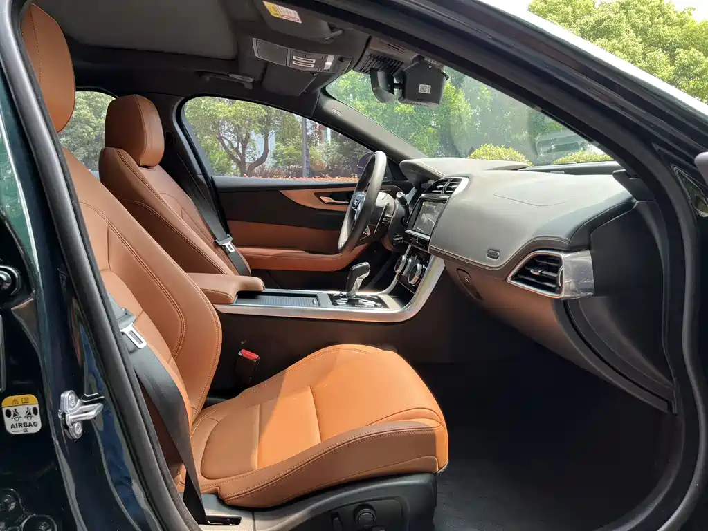 Jaguar XEL 2024 2.0T 250PS R-DYNAMIC S Sport