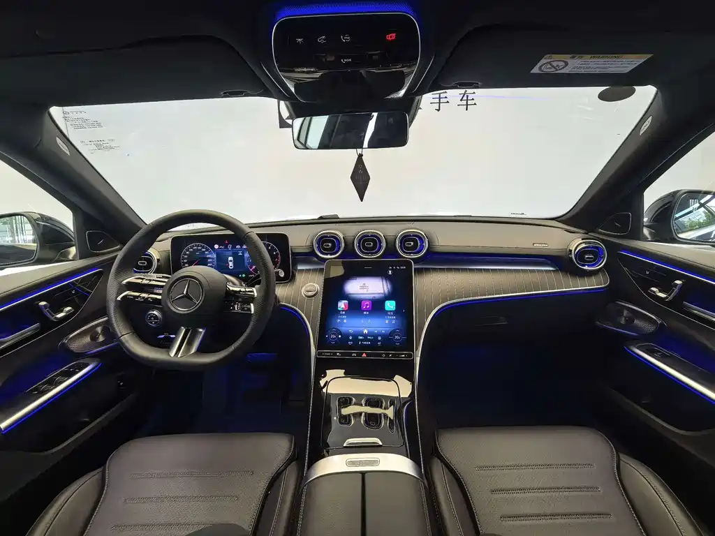 Mercedes-Benz C-Class — миниатюра 16