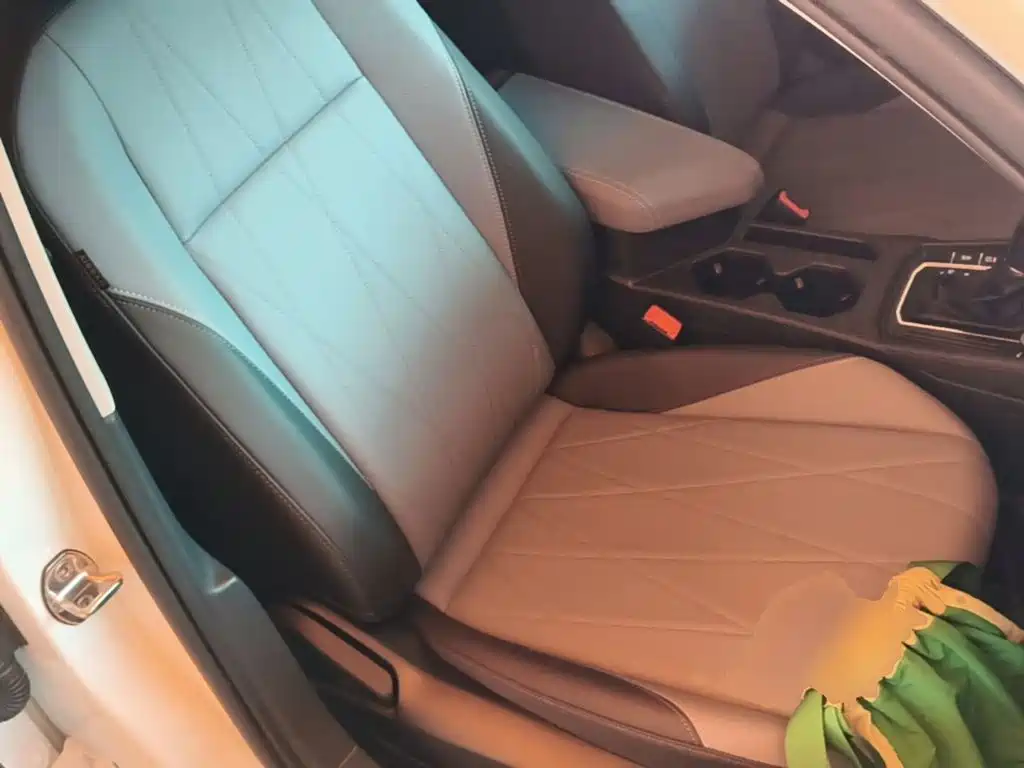 Volkswagen Lavida — миниатюра 25