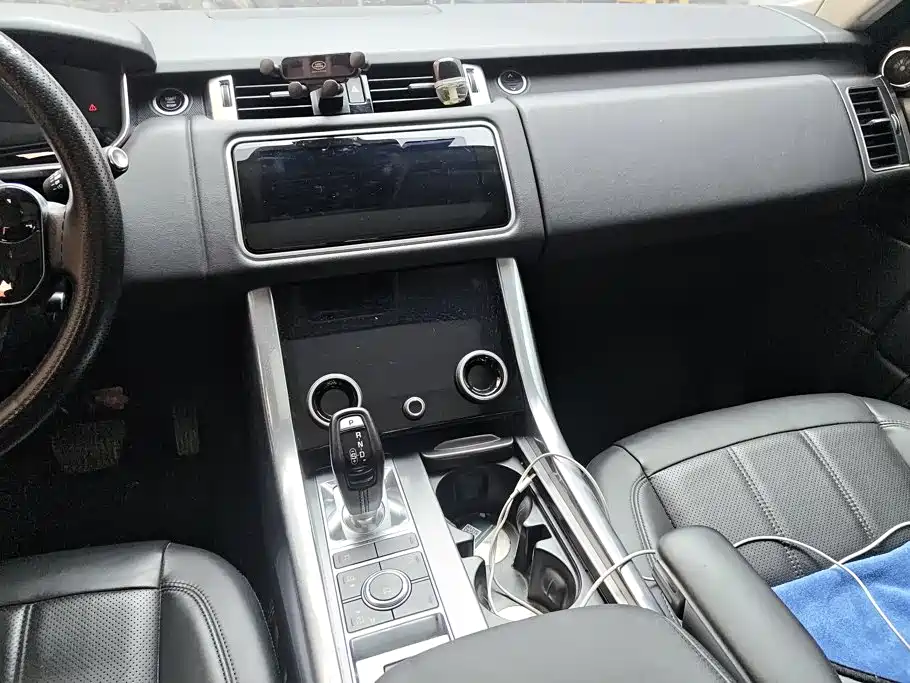 Land Rover Sport — миниатюра 16