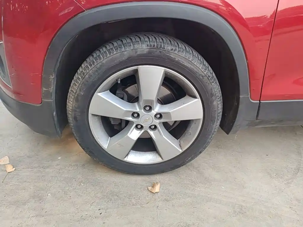 Chevrolet Trax — миниатюра 23