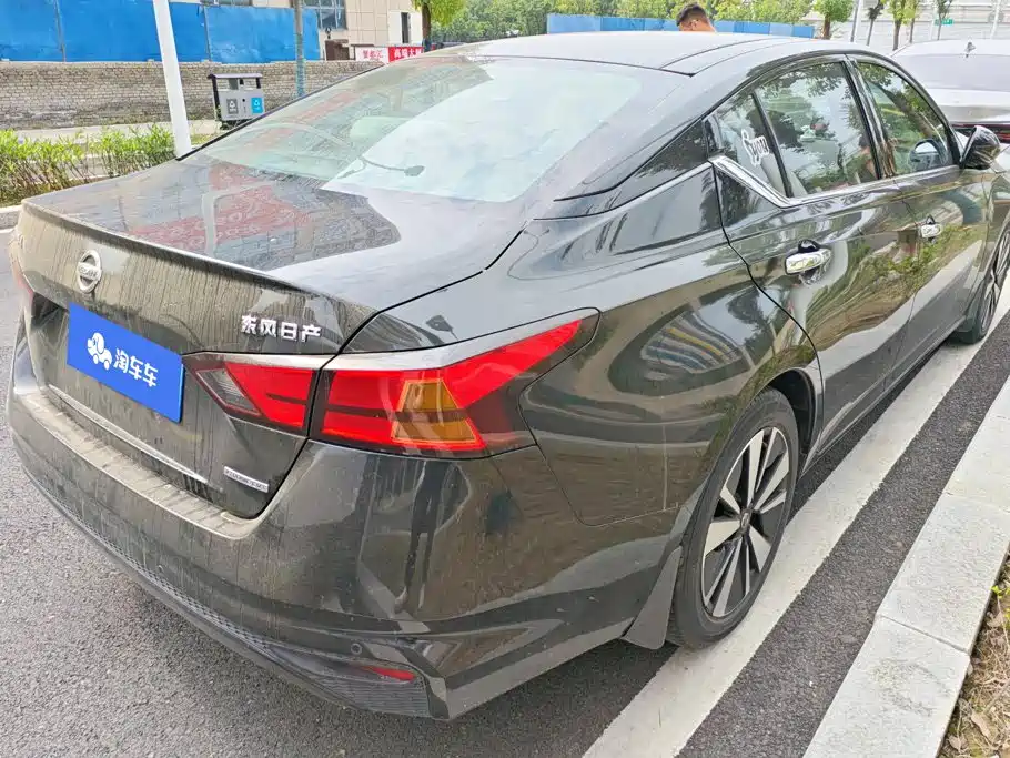 Nissan Teana — миниатюра 3