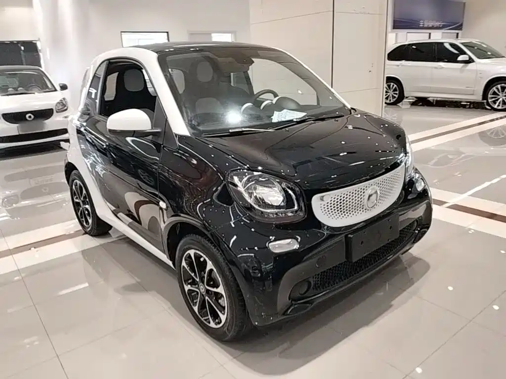 smart Smart Fortwo — миниатюра 4