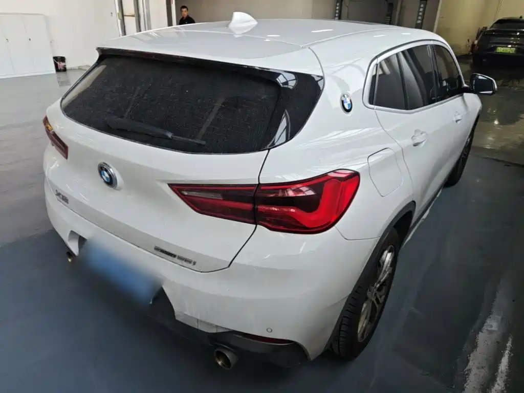 BMW X2 (Import) — миниатюра 7