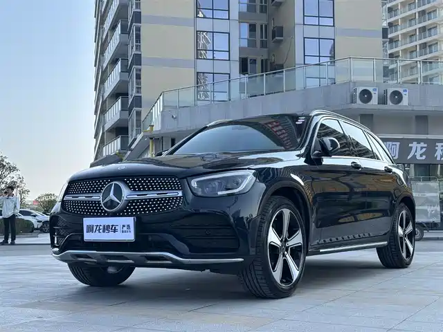 MERCEDES BENZ GLC