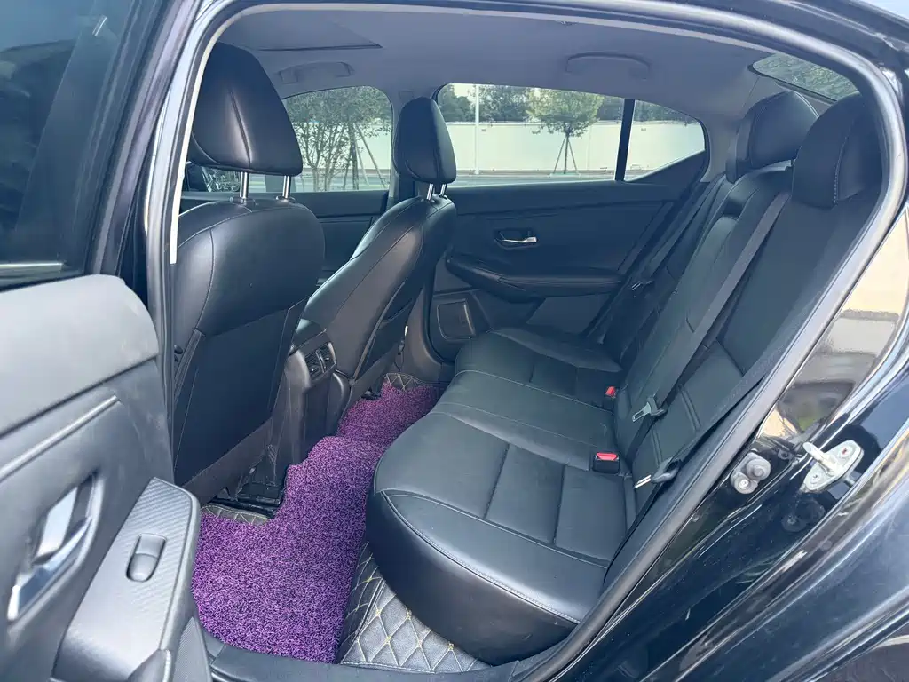 Nissan Sylphy — миниатюра 7