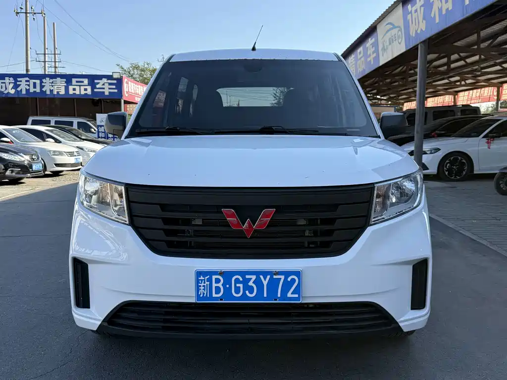 Wuling Hongguang PLUS — миниатюра 2
