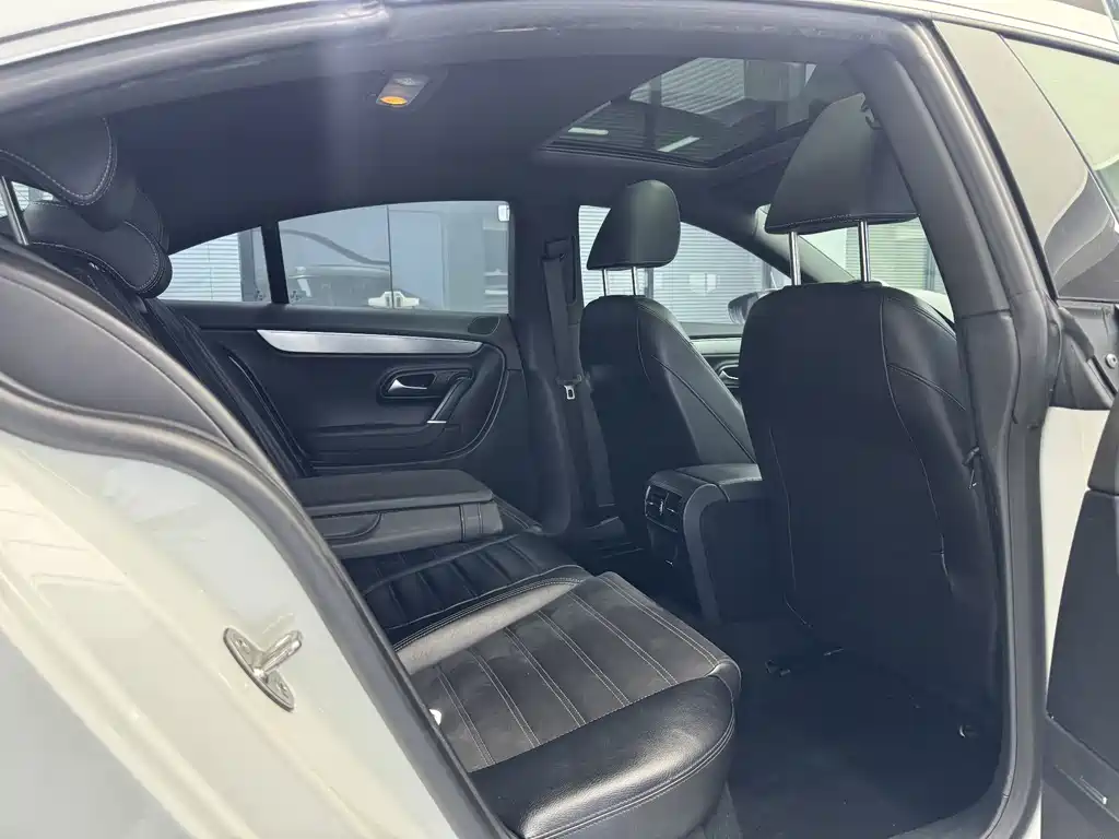 Volkswagen CC — миниатюра 13
