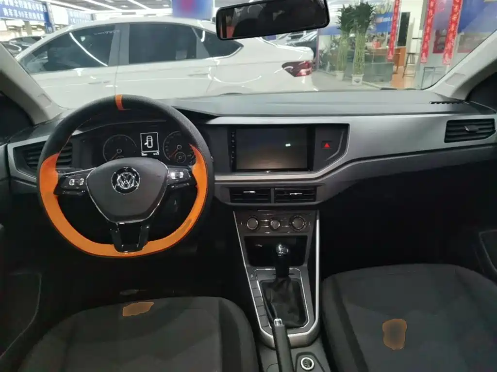 Volkswagen Polo 2019 Plus 1.5L AT