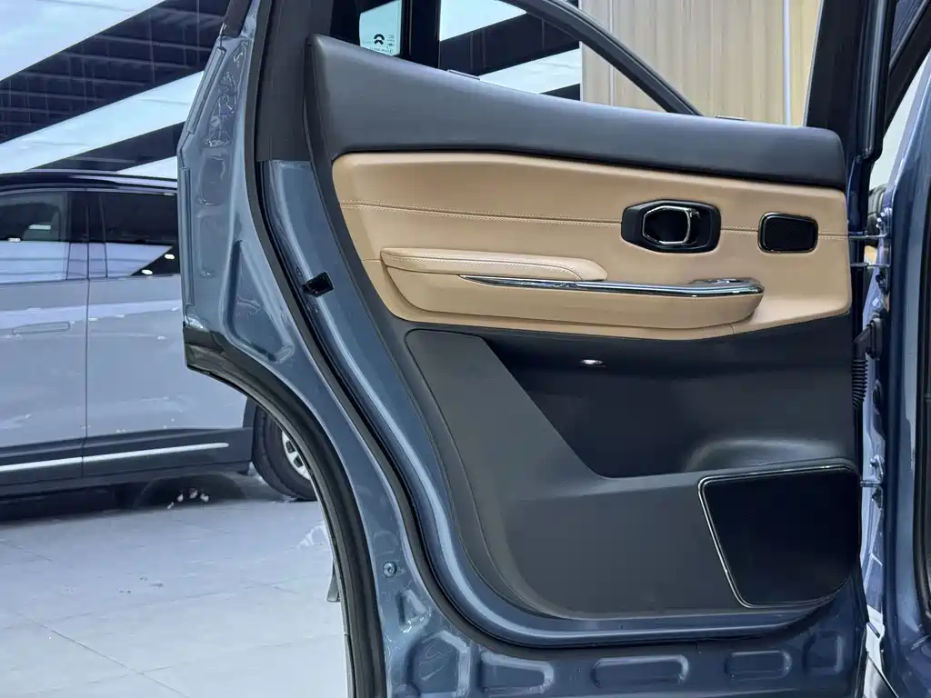 NIO ES8 — миниатюра 22