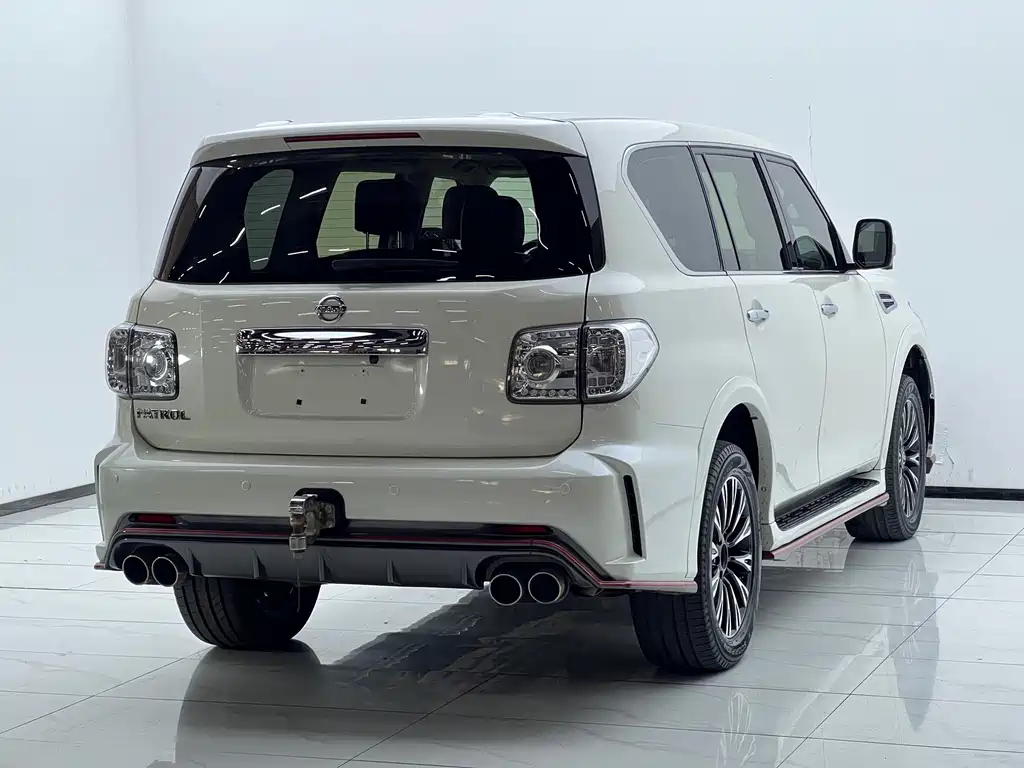 Nissan Patrol — миниатюра 44