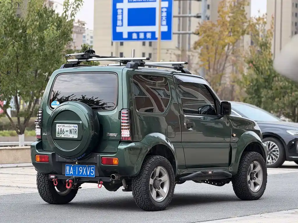 Suzuki Jimny — миниатюра 6