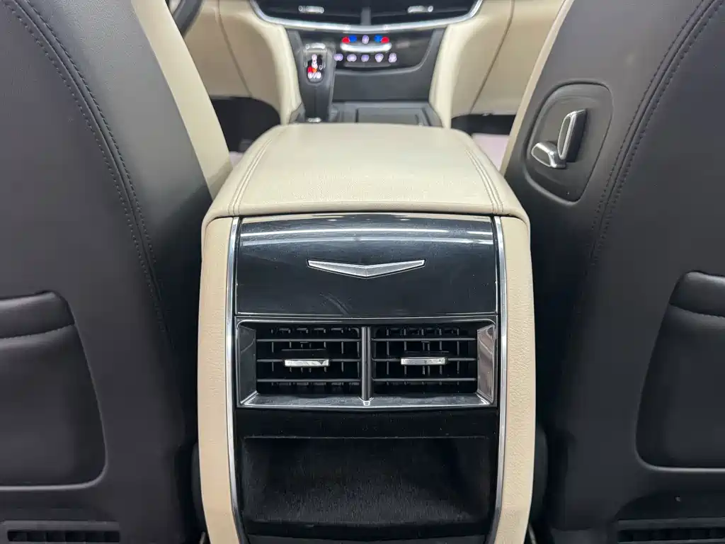 Cadillac CT6 — миниатюра 18