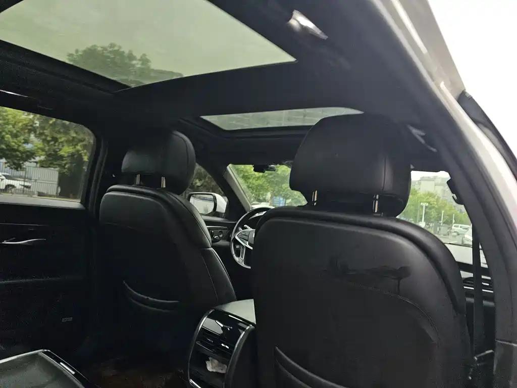 Cadillac CT6 — миниатюра 9
