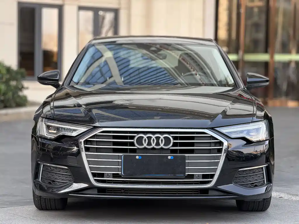 Audi A6L 2021 40 TFSI Luxury