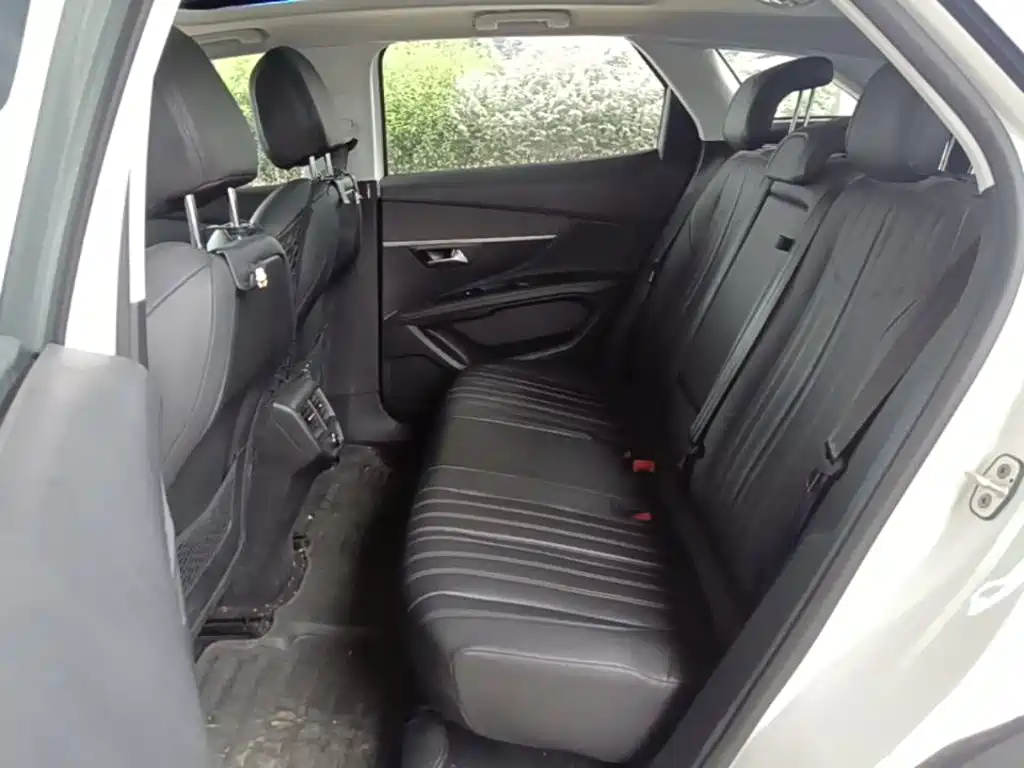 Peugeot 4008 — миниатюра 17
