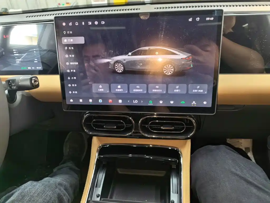 Leapmotor Leapmotor C01 — миниатюра 13