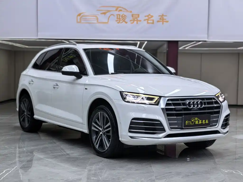 Audi Q5L 2020 45 TFSI Premium Fashion
