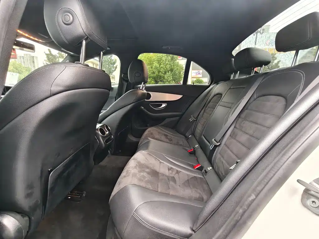 Mercedes-Benz C-Class — миниатюра 19