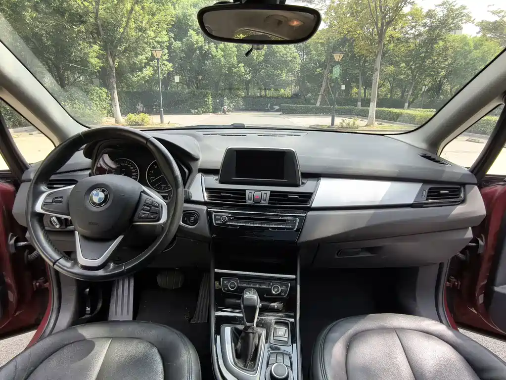 BMW 2 Series Gran Tourer — миниатюра 8