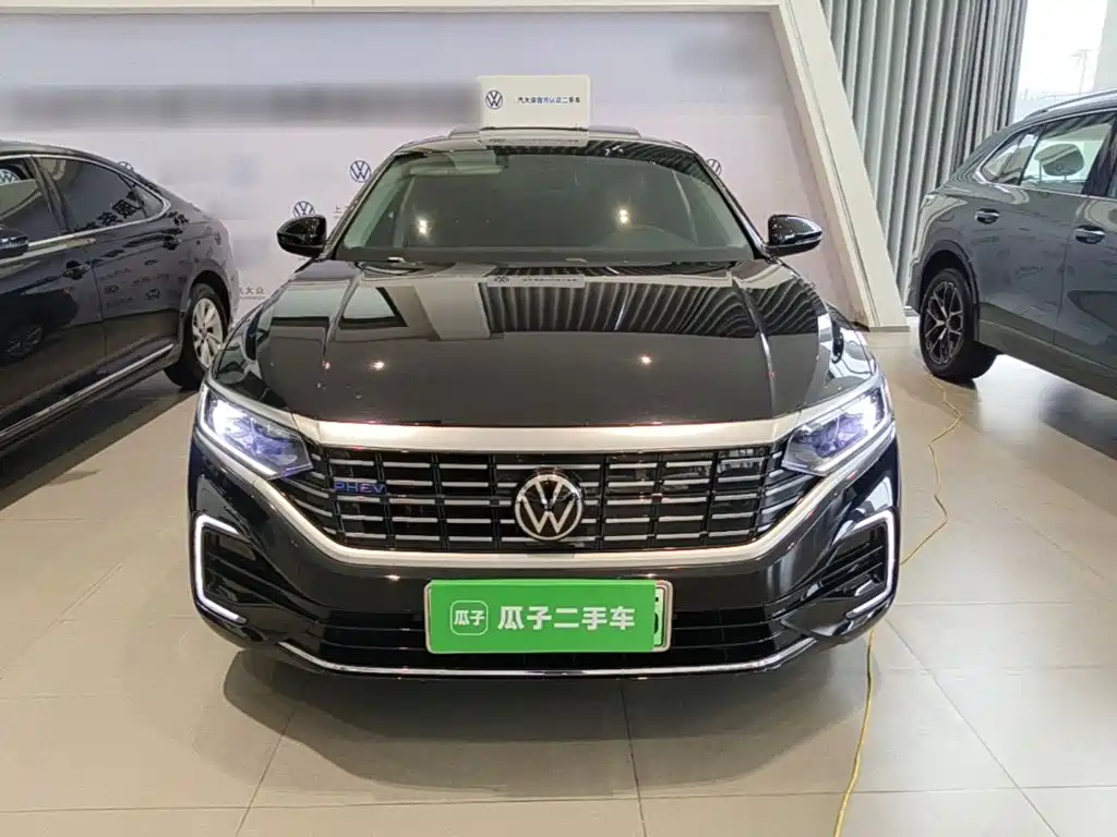 Volkswagen Passat PHEV — миниатюра 3