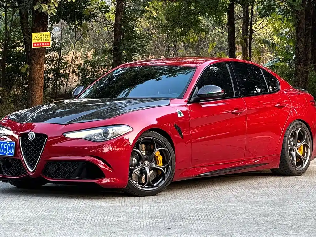 ALFA ROMEO GIULIA