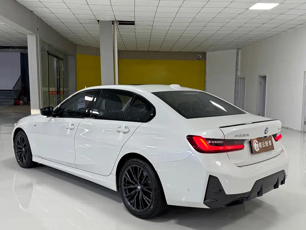 BMW 3 Series — миниатюра 7