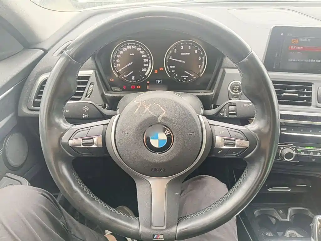 BMW 1 Series — миниатюра 11