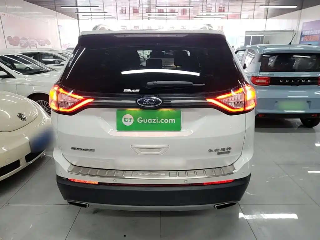 Ford Edge — миниатюра 6