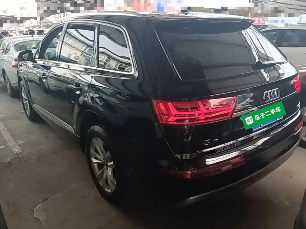 Audi Q7 — миниатюра 5
