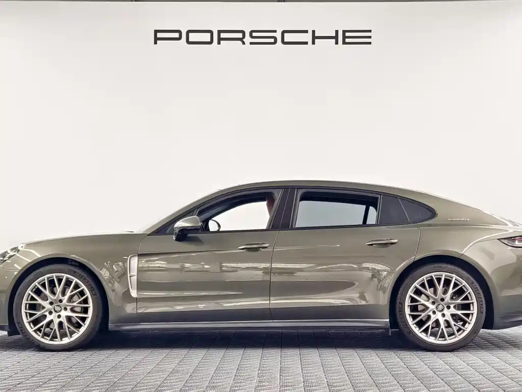 Porsche Panamera — миниатюра 6