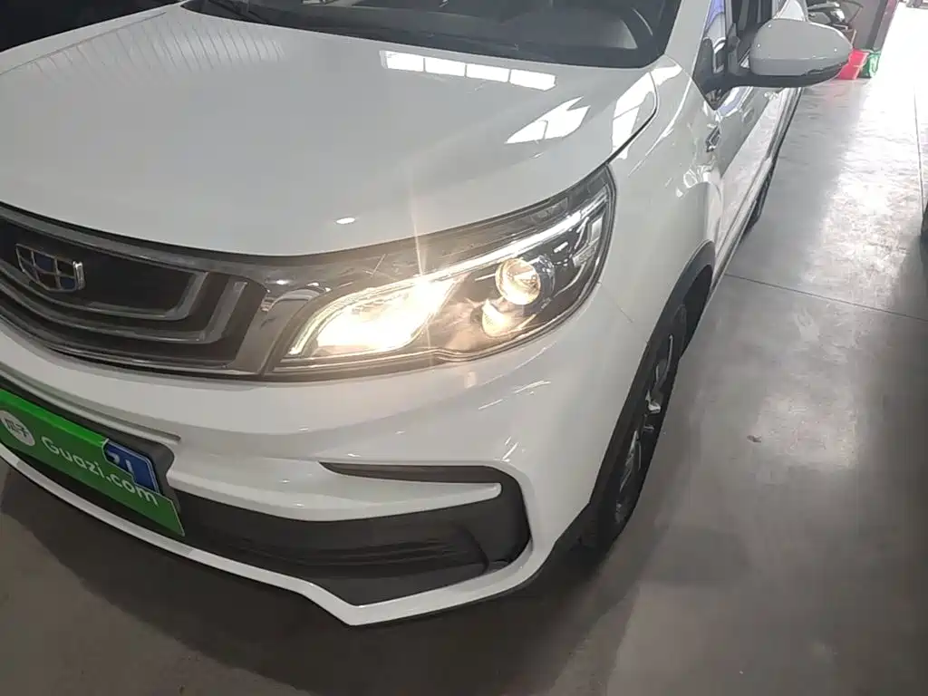 Geely Vision X3 — миниатюра 24
