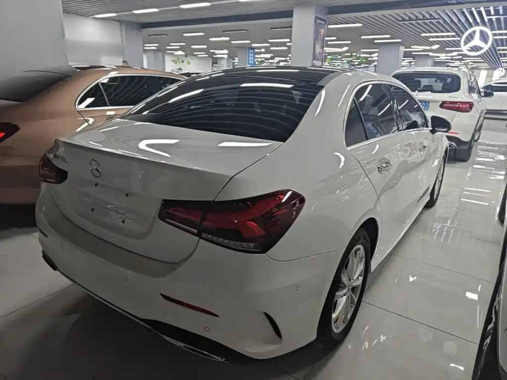 Mercedes-Benz A-Class — миниатюра 7