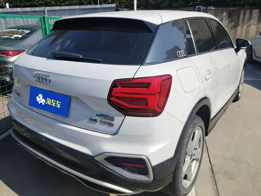 Audi Q2L — миниатюра 3