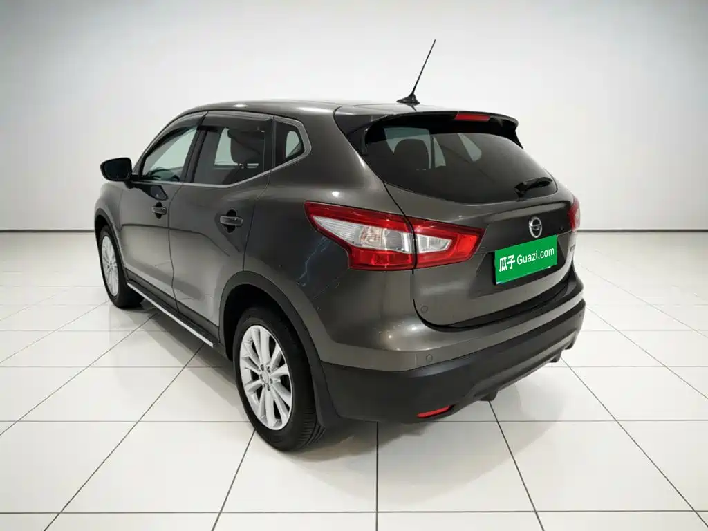 Nissan Qashqai — миниатюра 4