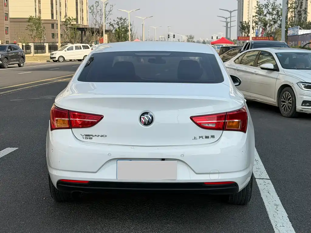 Buick Verano — миниатюра 8