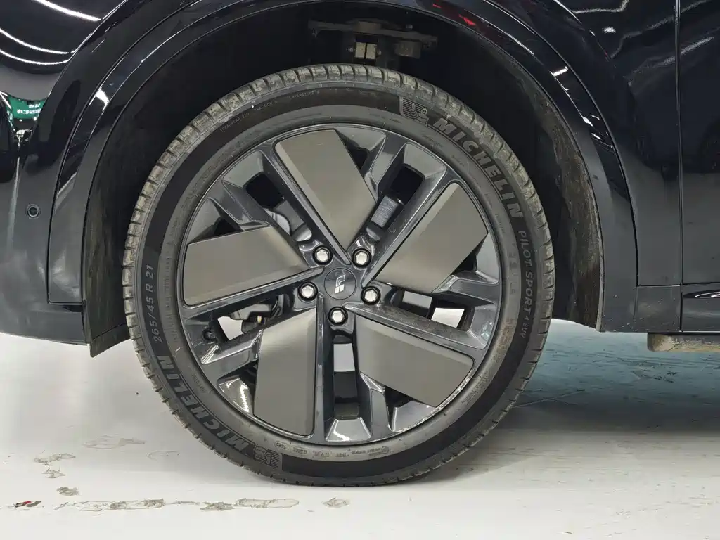 Li Auto Li L9 — миниатюра 6