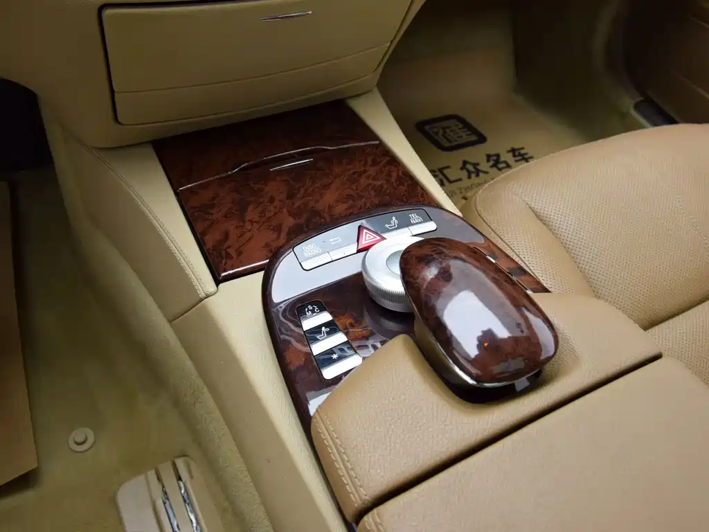 Mercedes-Benz S-Class — миниатюра 15