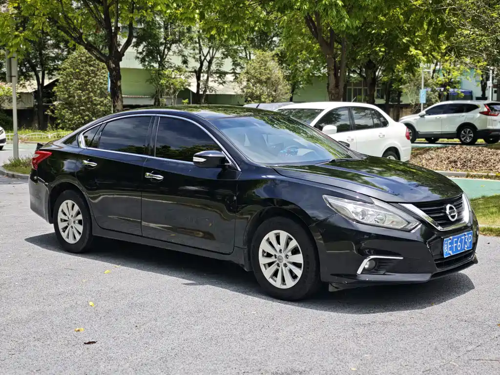Nissan Teana — миниатюра 3