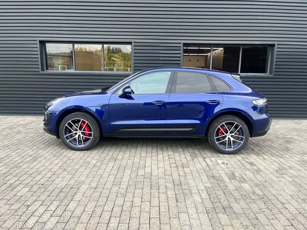 Porsche Macan — миниатюра 3