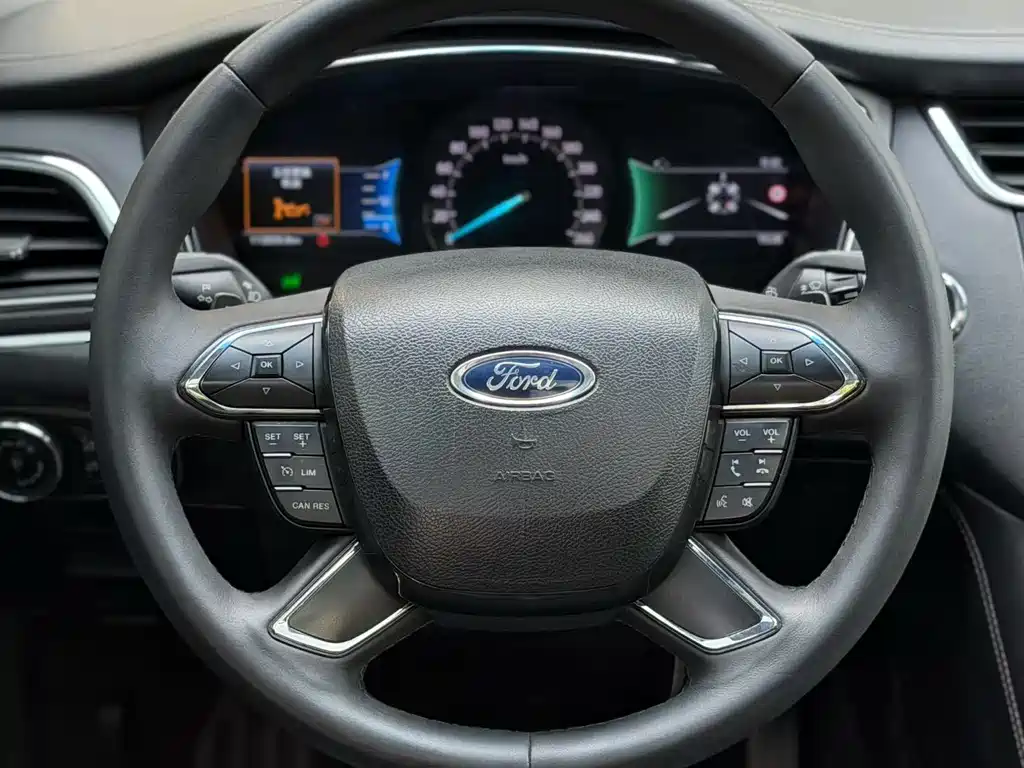 Ford Taurus — миниатюра 2