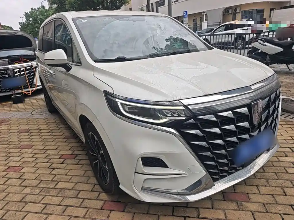 Roewe iMAX8 — миниатюра 4