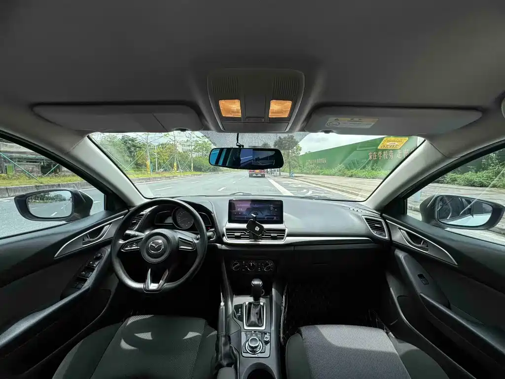 Mazda 3 Axela — миниатюра 5