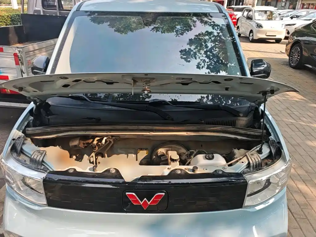 Wuling MINIEV — миниатюра 20