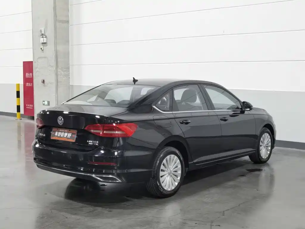 Volkswagen Lavida — миниатюра 2
