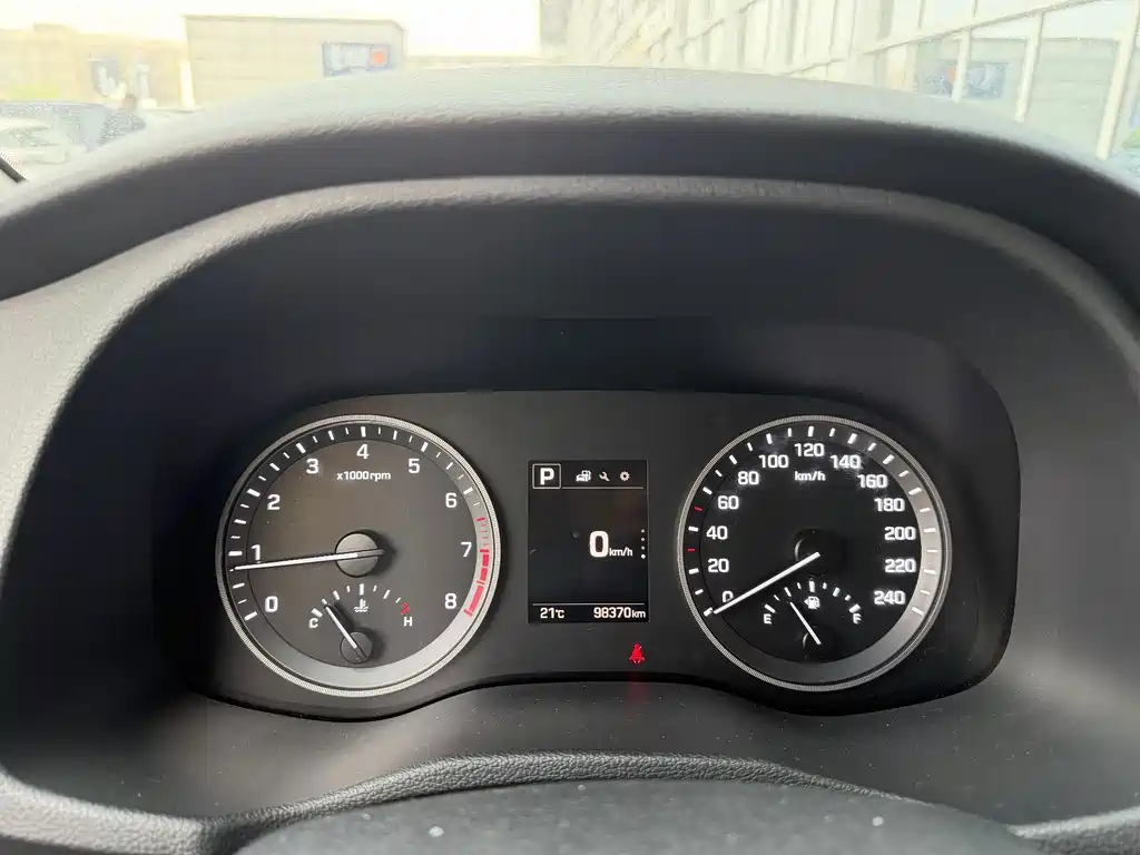 Hyundai Tucson — миниатюра 13