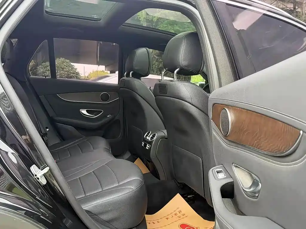 Mercedes-Benz GLC — миниатюра 7