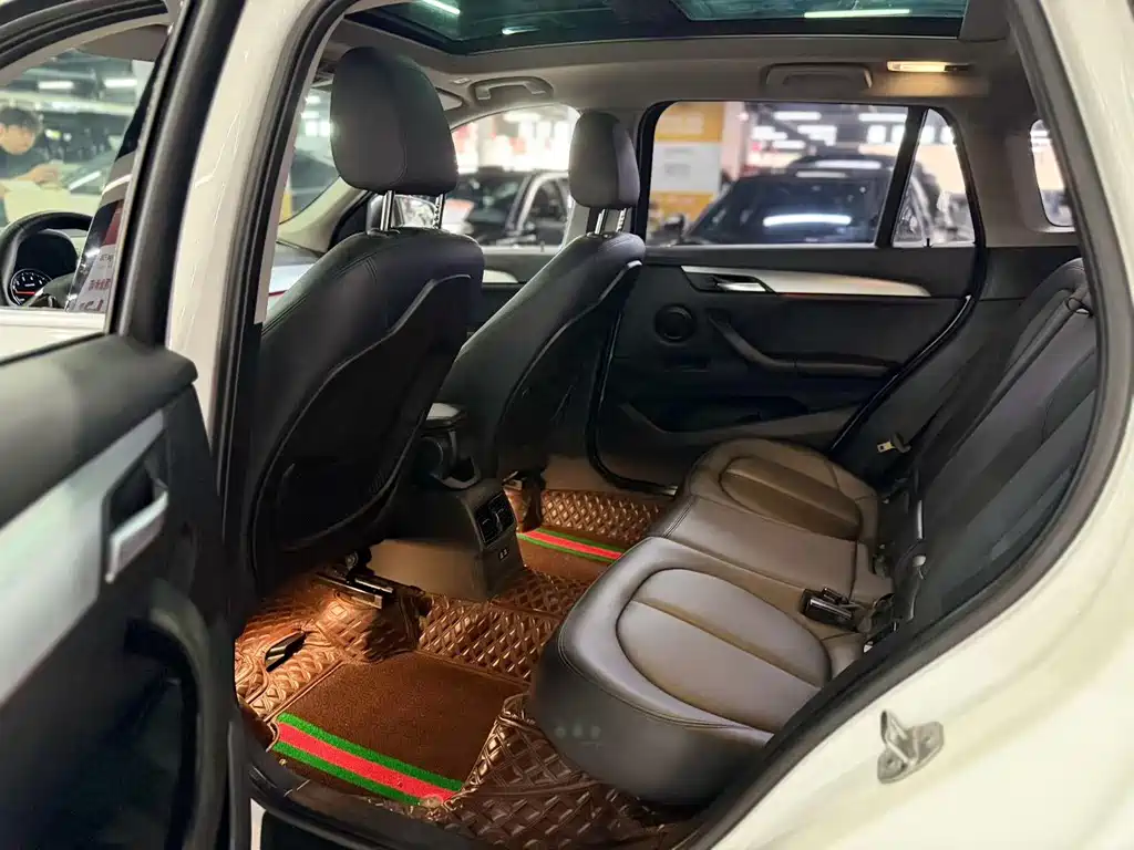 BMW X1 — миниатюра 7